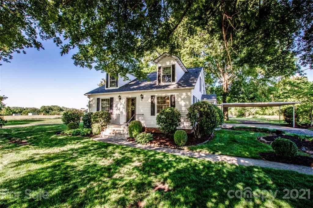 825 Shinn Farm Road Mooresville NC 28115