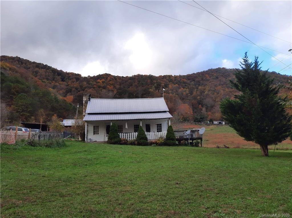 7 Margaret Drive Leicester NC 28748