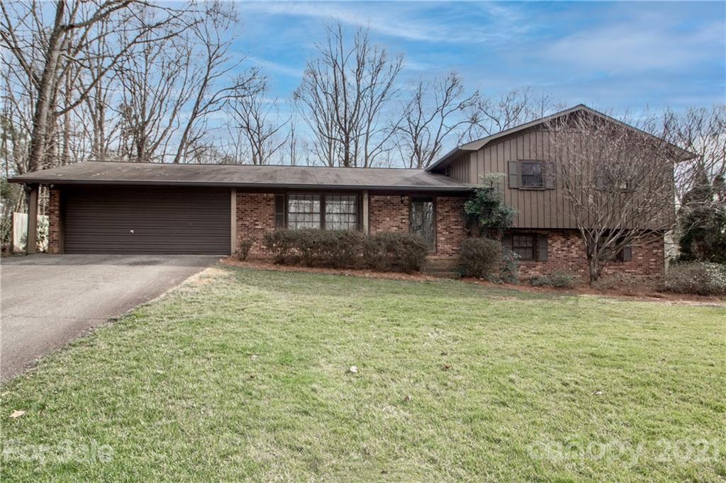 2512 Heritage Circle Statesville NC 28625