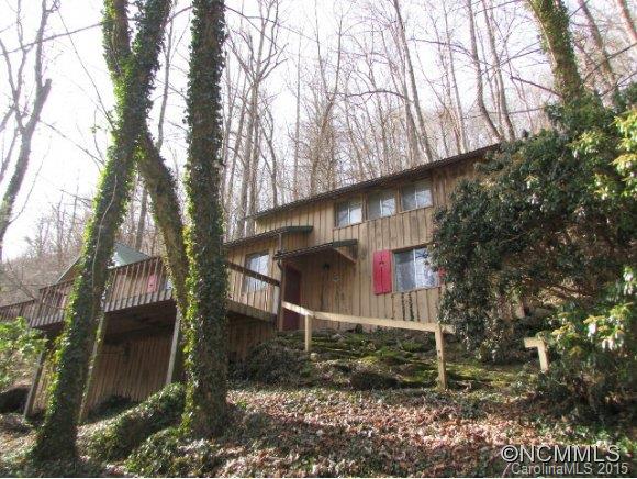 182 Mountain Farm Road Burnsville NC 28714