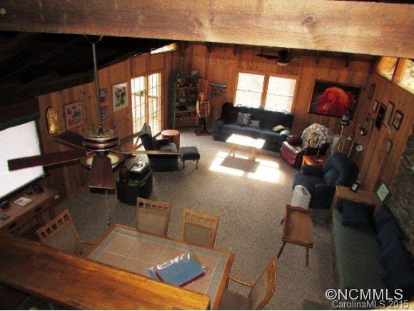 182 Mountain Farm Road Burnsville NC 28714