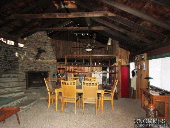 182 Mountain Farm Road Burnsville NC 28714