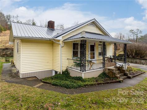 1053 E Calvin Edney Road Mars Hill NC 28754