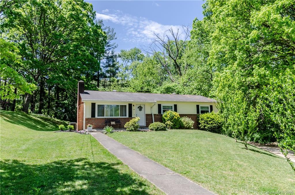 40 Vista Drive Candler NC 28715