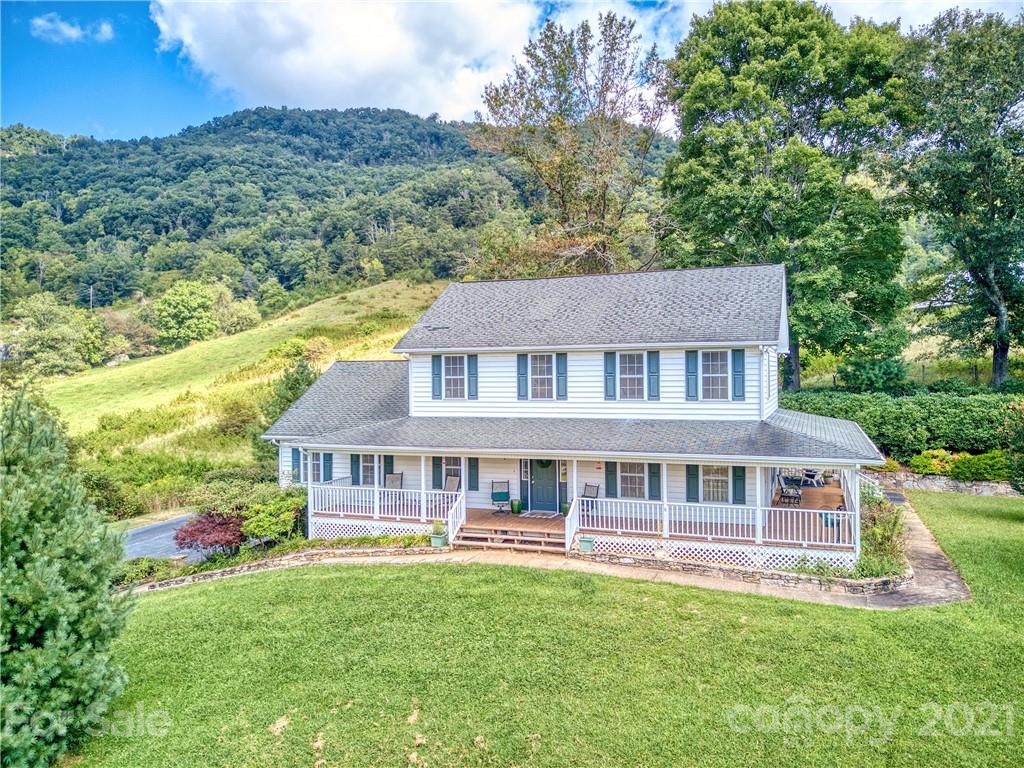 364 Cathey Cove Road Waynesville NC 28786