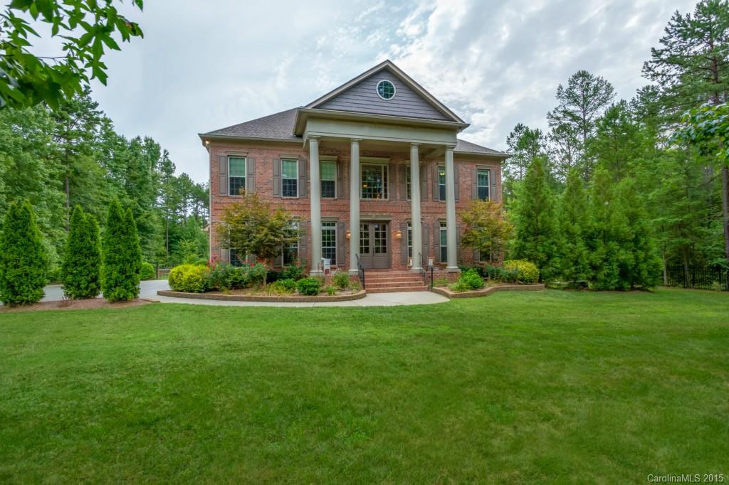 207 Underwood Road Matthews NC 28104