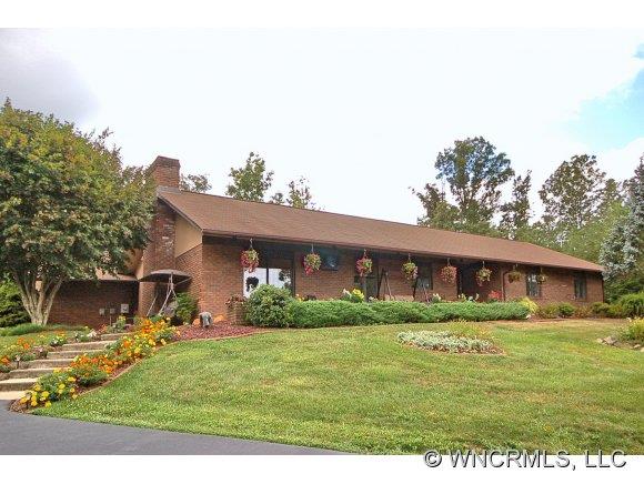 14 Claircastle Drive Weaverville NC 28787