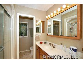14 Claircastle Drive Weaverville NC 28787
