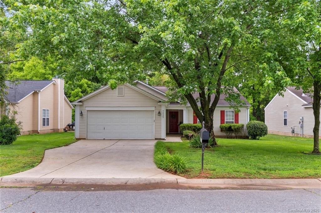 7335 Preakness Stakes Lane Charlotte NC 28215