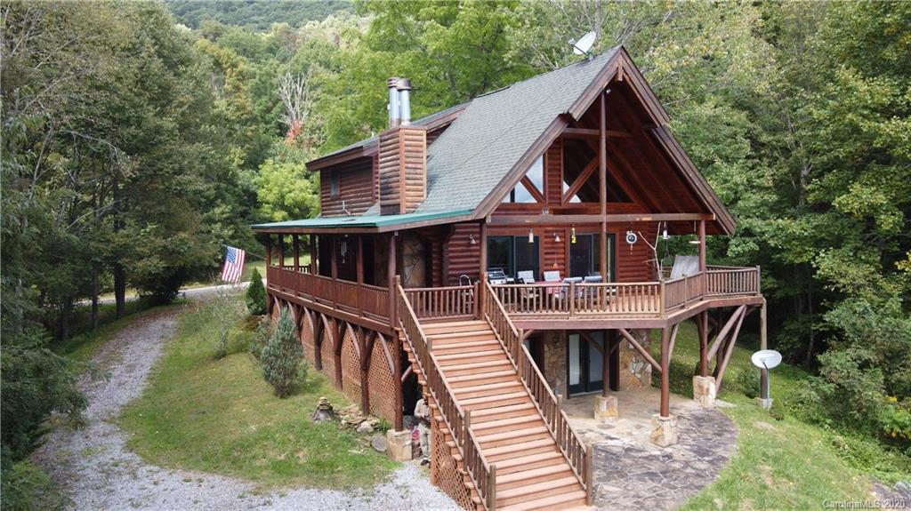56 Live Oak Loop Waynesville NC 28785