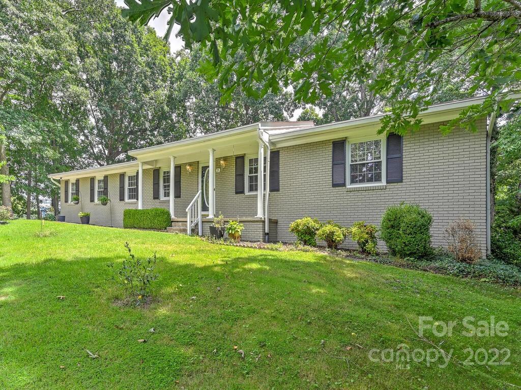 15 W Baird Mountain Road Asheville NC 28804