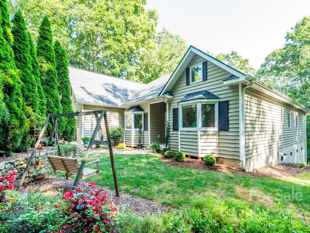10 Cherokee Trail Fletcher NC 28732