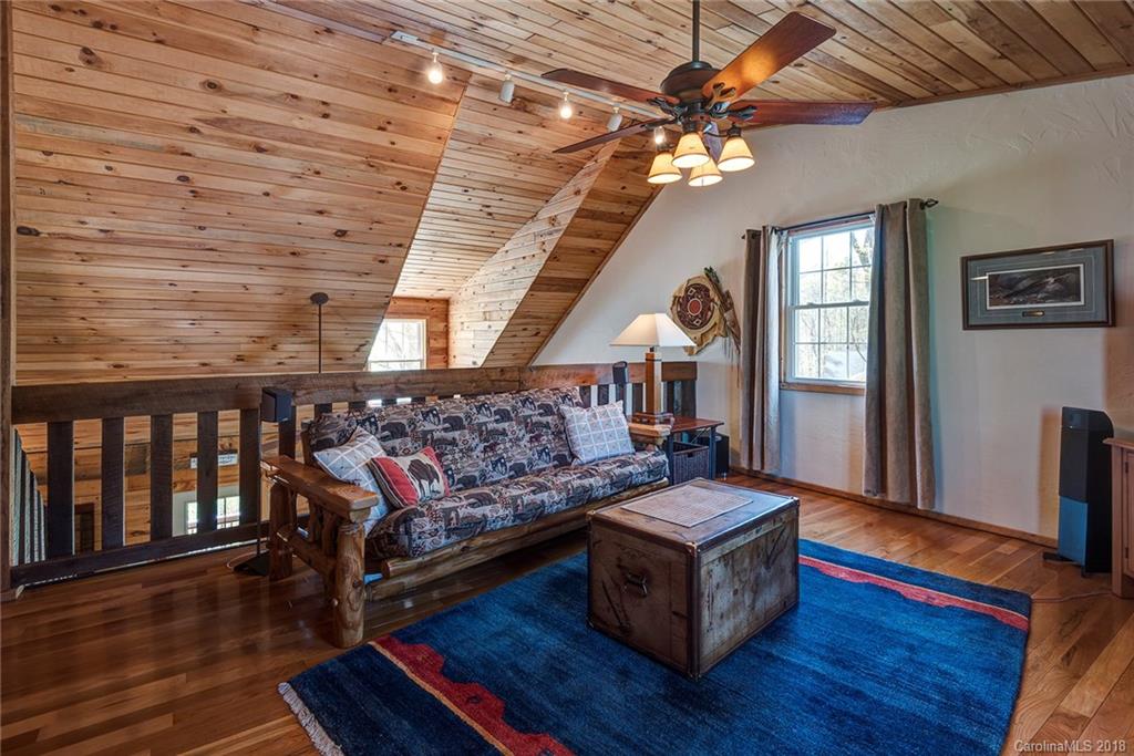 31 Morning Star Drive Leicester NC 28748