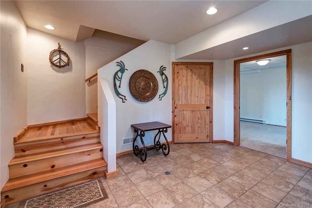 31 Morning Star Drive Leicester NC 28748