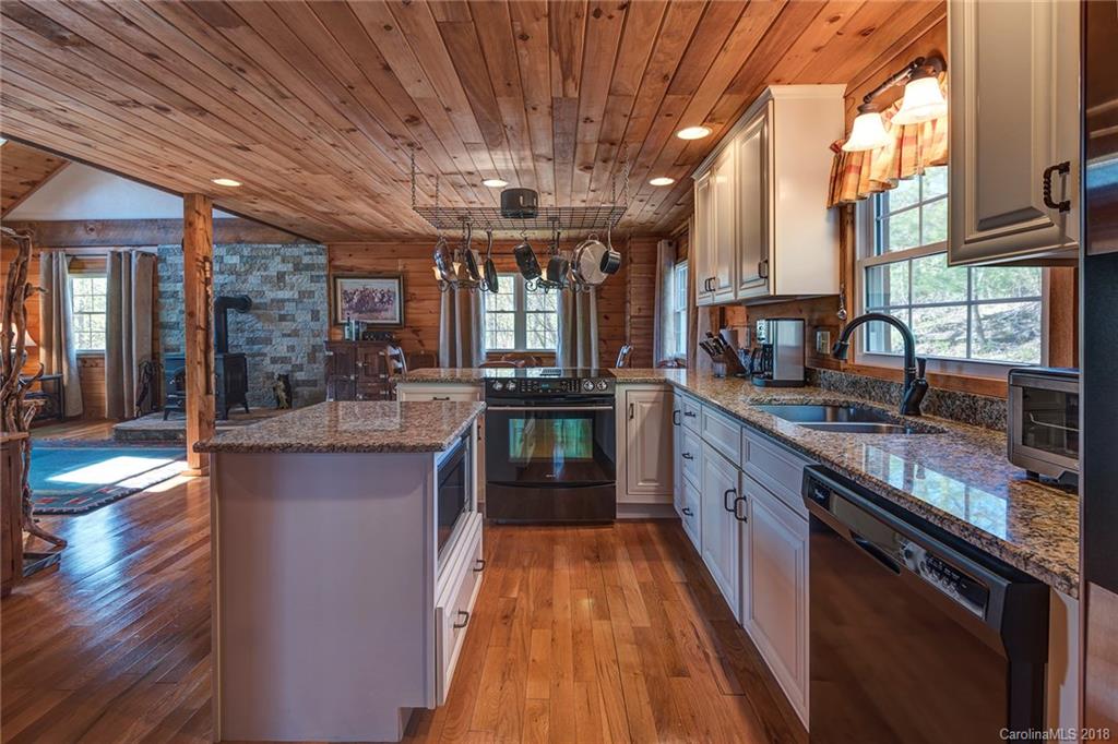 31 Morning Star Drive Leicester NC 28748