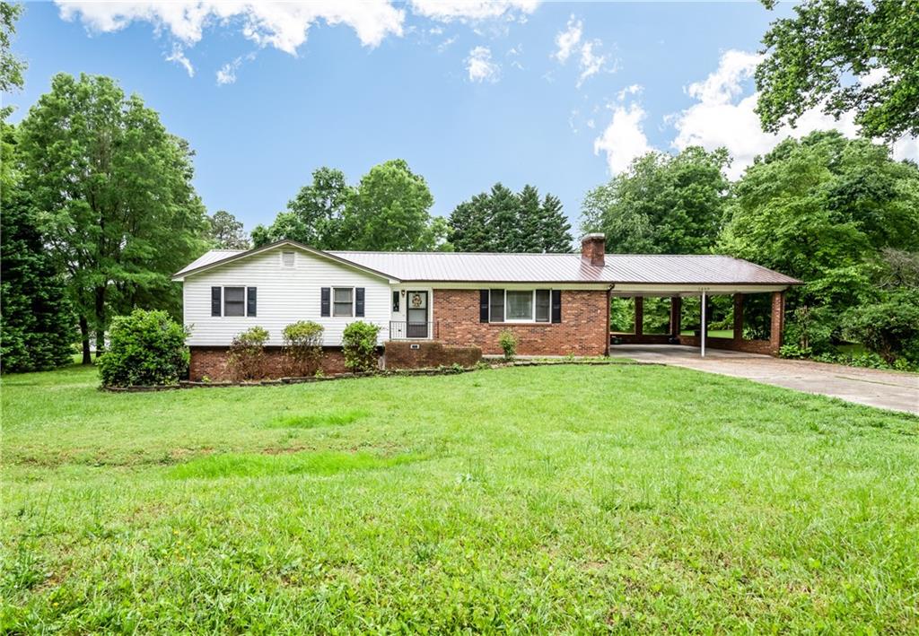 1669 Nottingham Drive Newton NC 28658