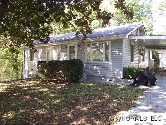 4 Pinewood Avenue Asheville NC 28804