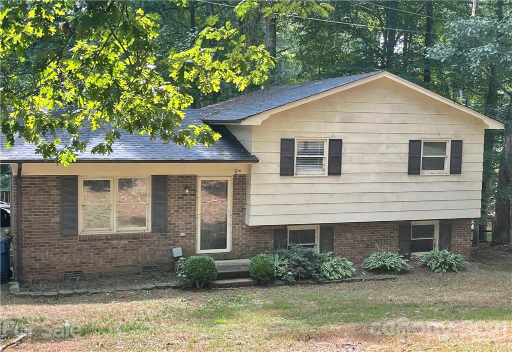 3924 22nd Street NE Hickory NC 28601