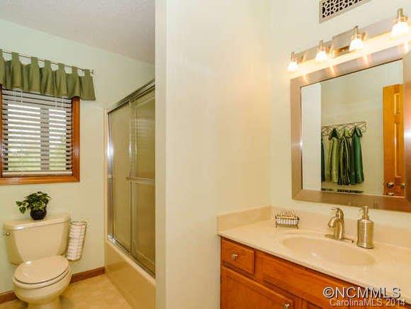 9 Zachary Ridge Road Asheville NC 28804