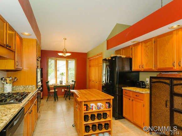9 Zachary Ridge Road Asheville NC 28804