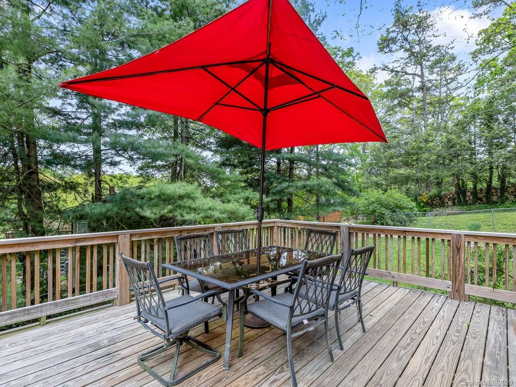 281 White Pine Drive Asheville NC 28805
