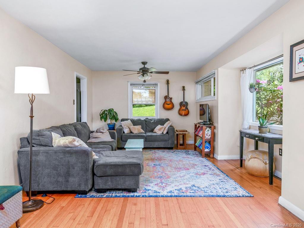 281 White Pine Drive Asheville NC 28805