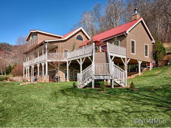 200 Feather Lane Waynesville NC 28786