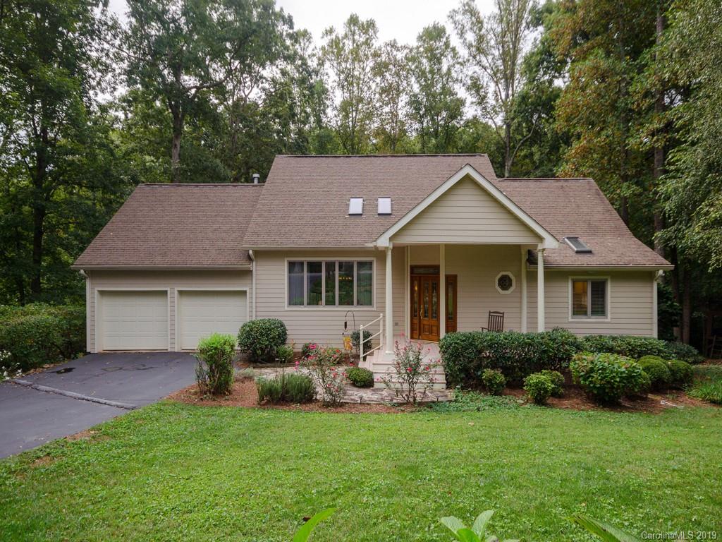 18 Hoyt Road Arden NC 28704