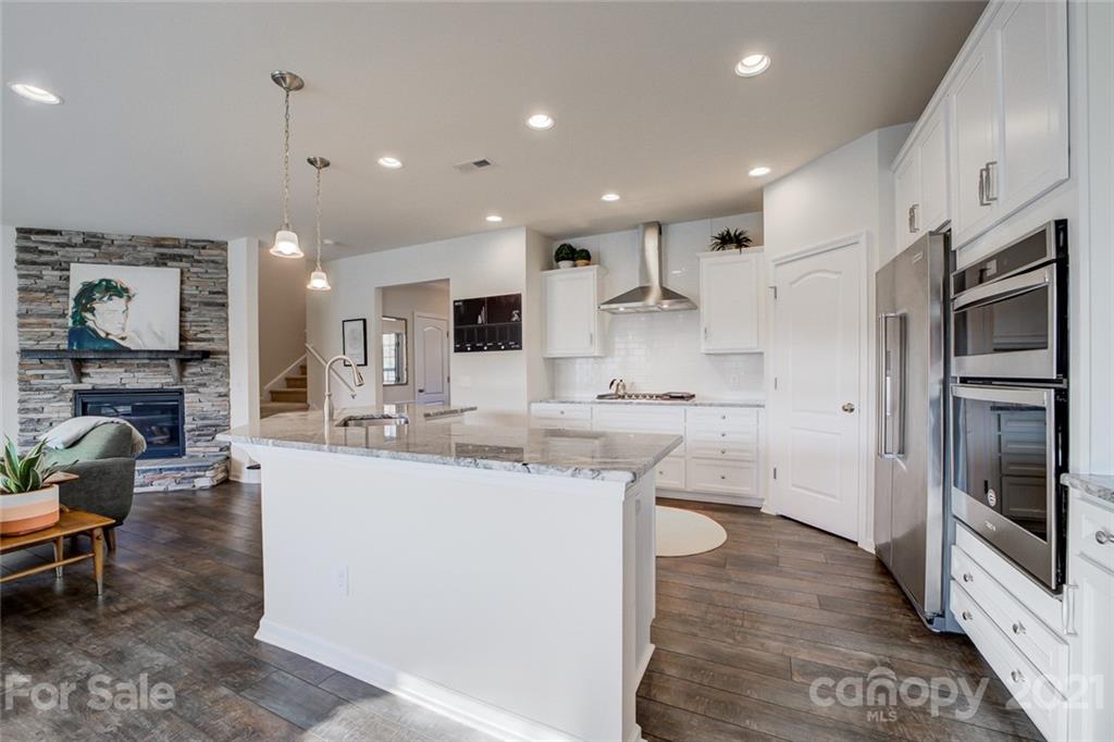 11131 Crane Creek Drive Charlotte NC 28278
