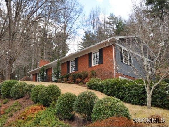 19 Rolling View Drive Asheville NC 28805