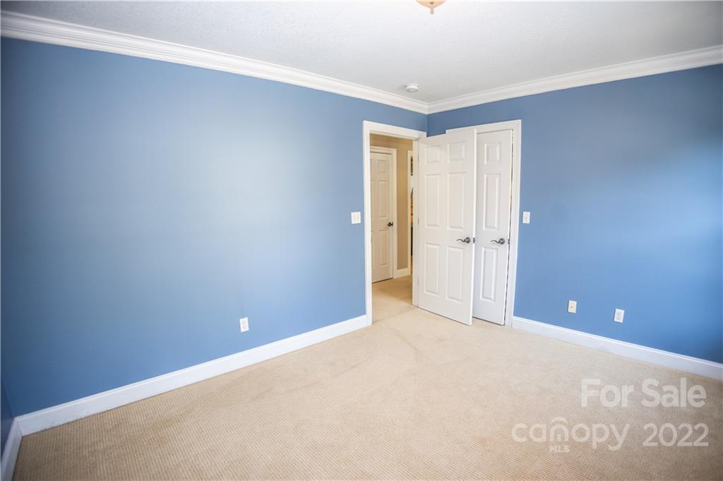 46 Helen Holcombe Way Candler NC 28715