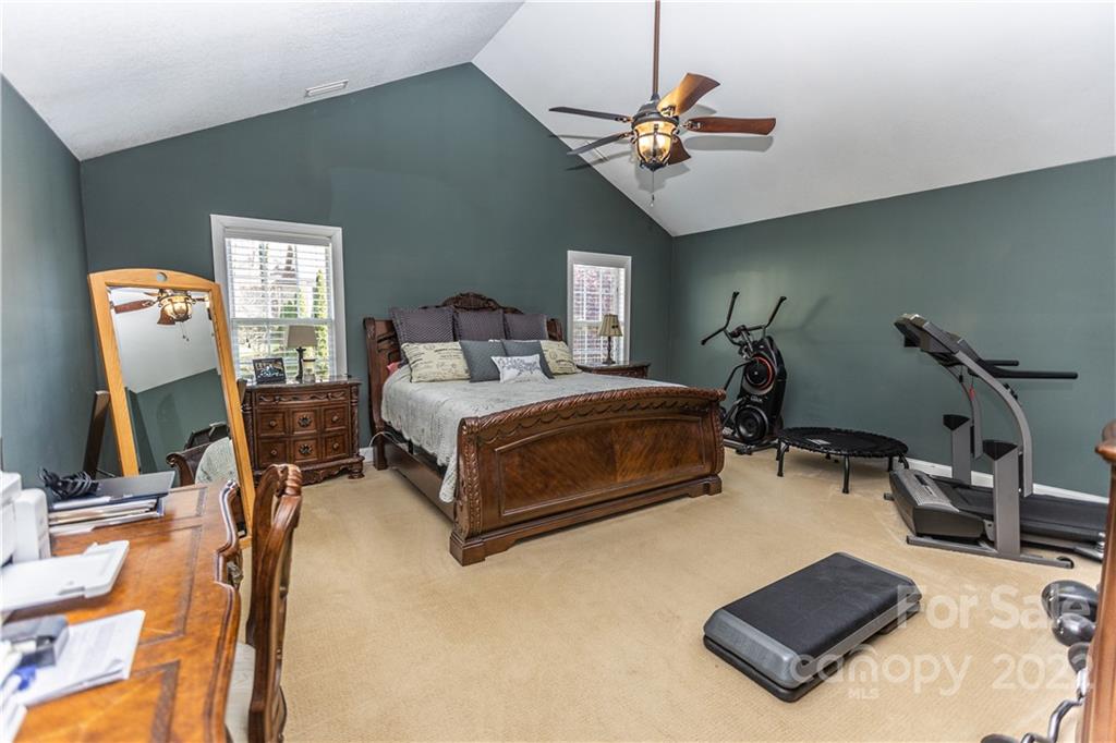 46 Helen Holcombe Way Candler NC 28715