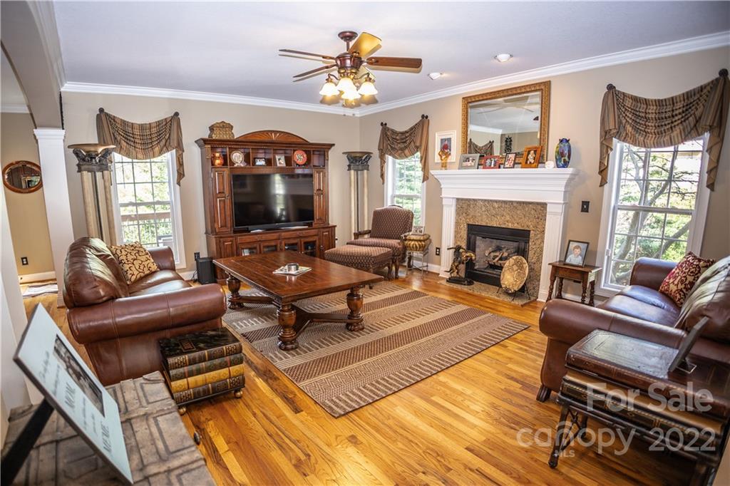 46 Helen Holcombe Way Candler NC 28715
