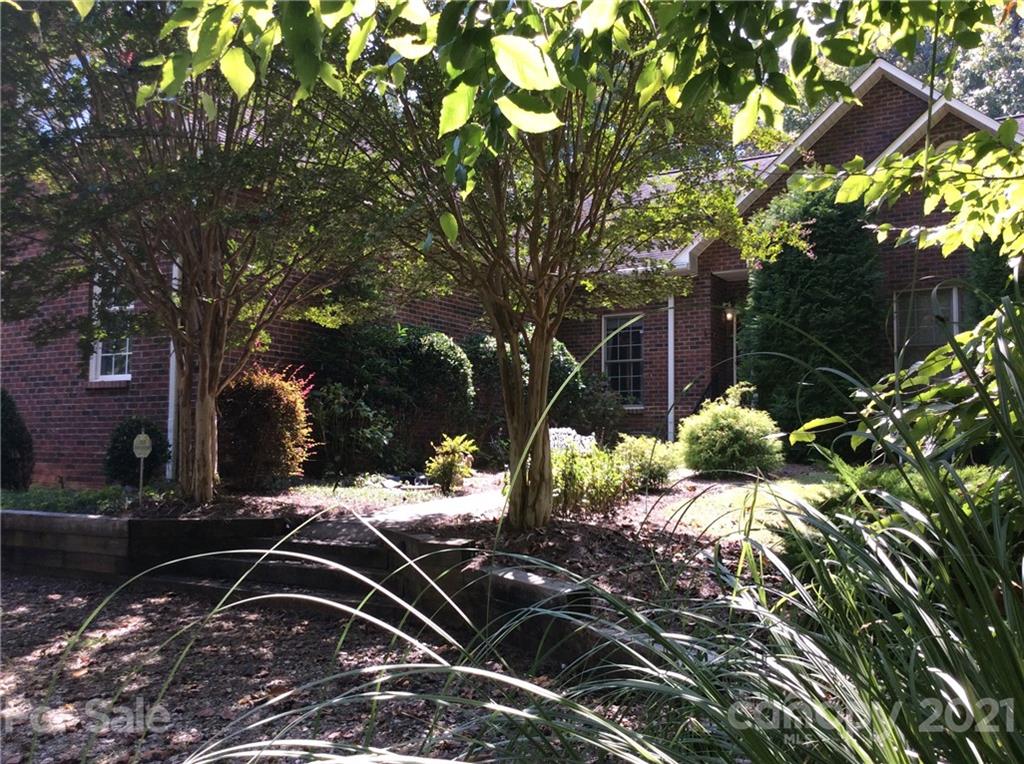 215 Winding Shore Road Troutman NC 28166