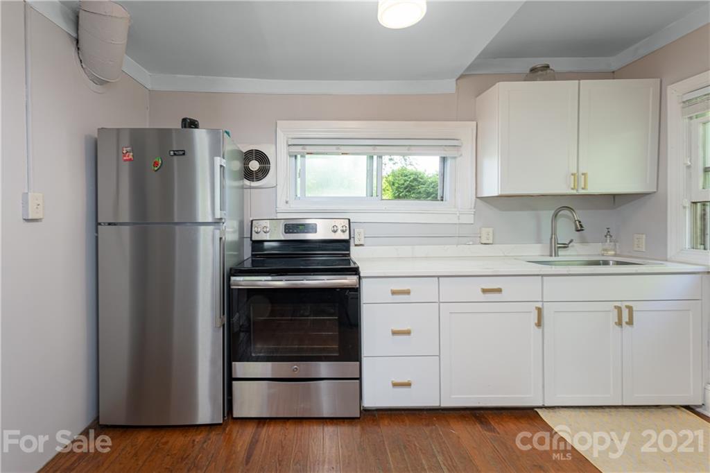 83 Clingman Avenue Asheville NC 28801