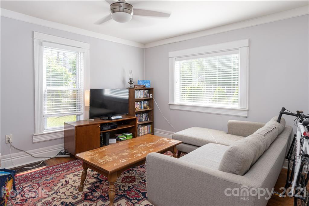83 Clingman Avenue Asheville NC 28801
