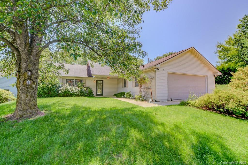49 Mount Carmel Drive Asheville NC 28806