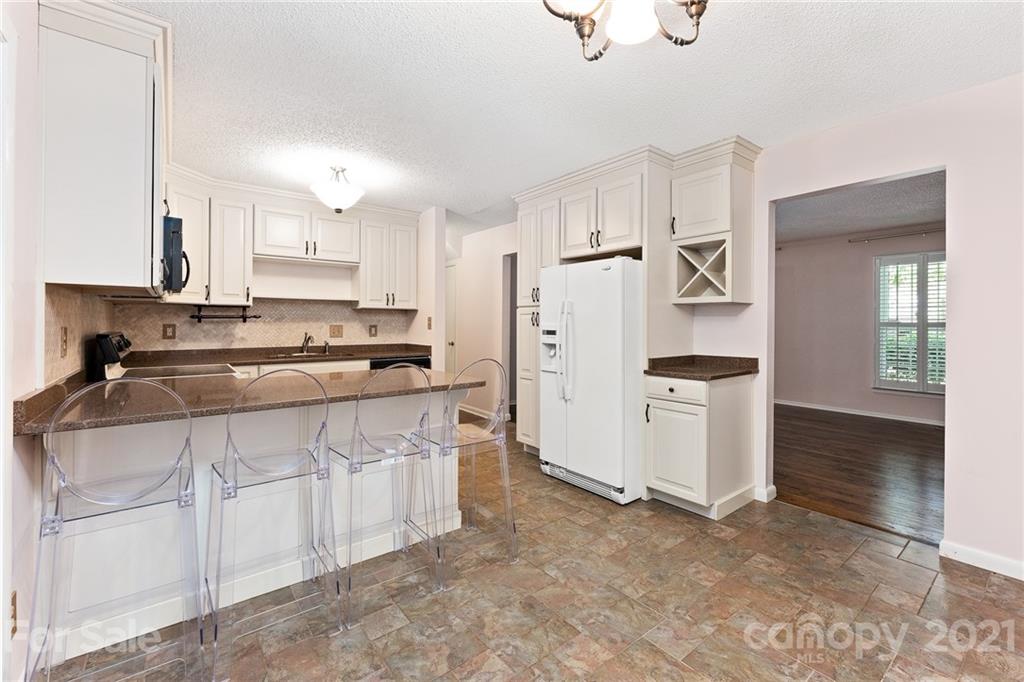 315 Heather Court Asheville NC 28804