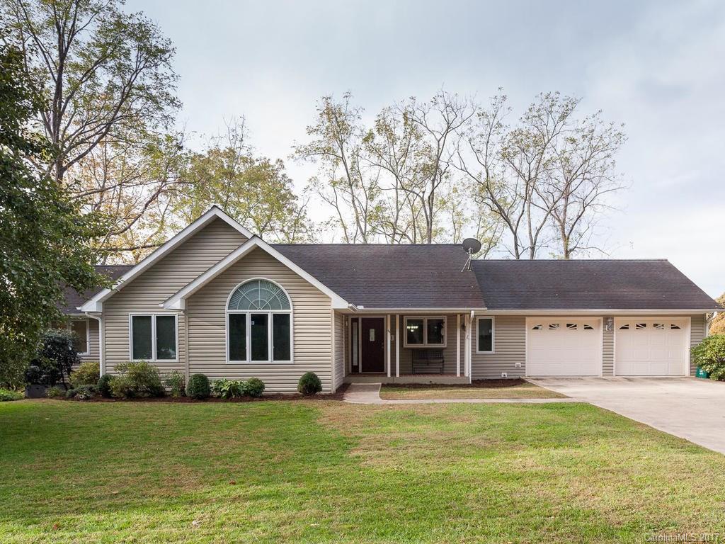 44 Samayoa Place Asheville NC 28806