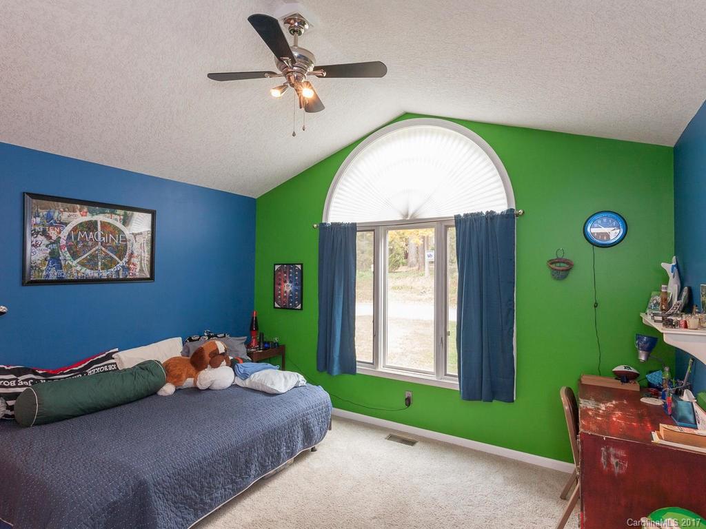 44 Samayoa Place Asheville NC 28806