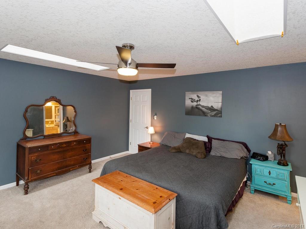 44 Samayoa Place Asheville NC 28806