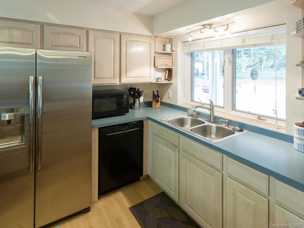 44 Samayoa Place Asheville NC 28806
