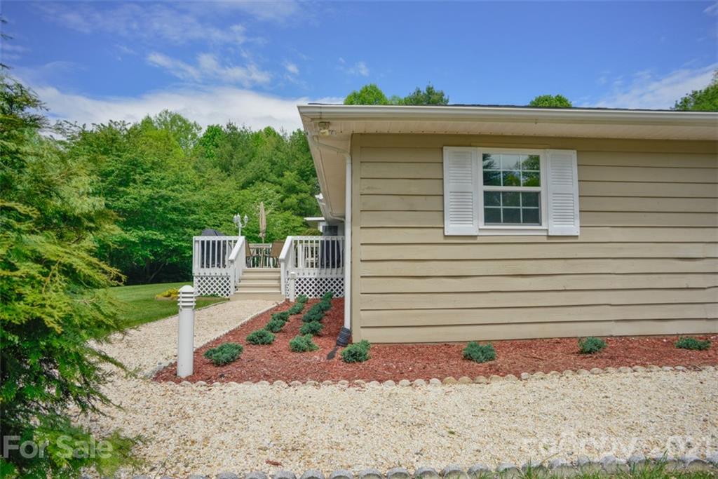 2656 Blue Rock Road Burnsville NC 28714