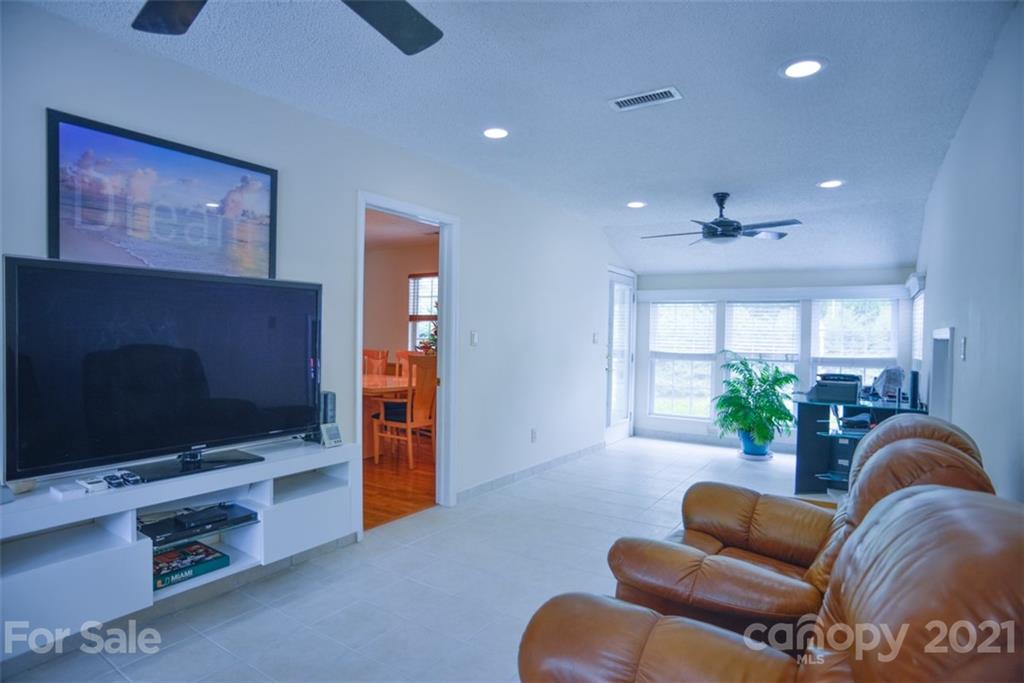 2656 Blue Rock Road Burnsville NC 28714