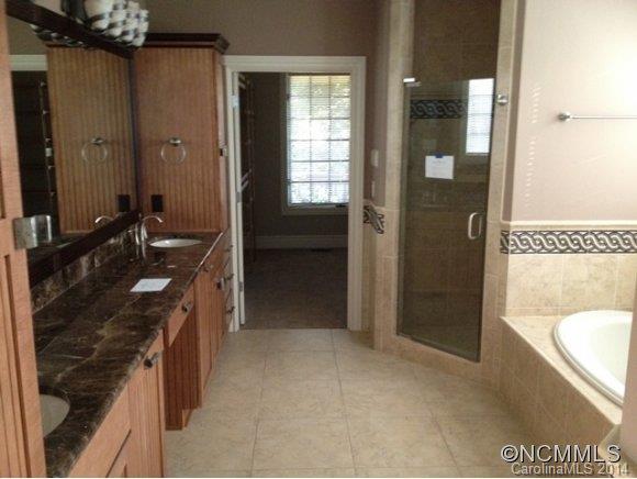 206 Brantford Circle Fletcher NC 28732