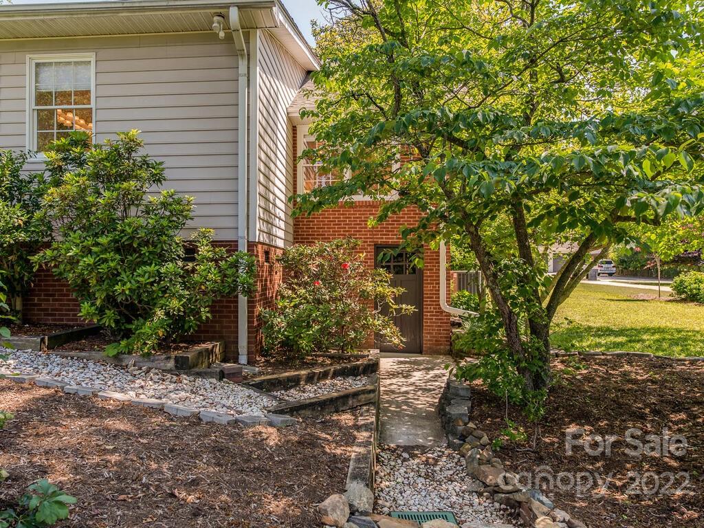 3612 Pickwick Lane Charlotte NC 28211