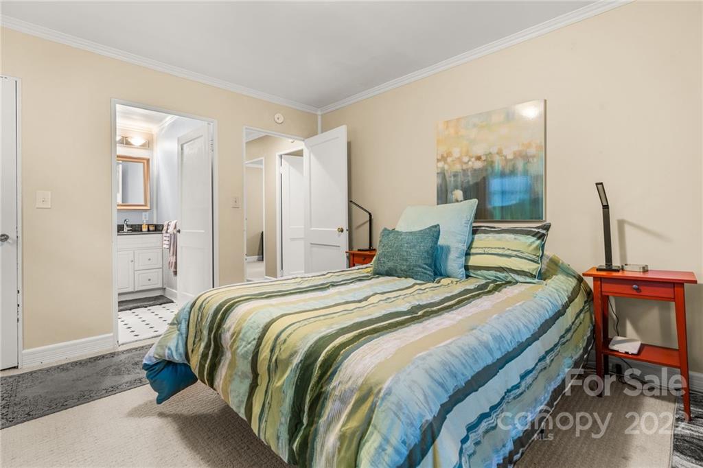 177 Woodland Road Asheville NC 28804