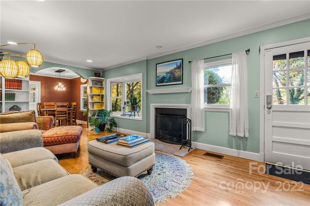 177 Woodland Road Asheville NC 28804
