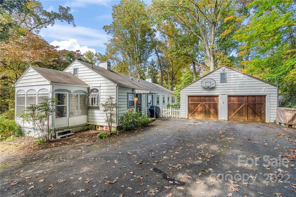 177 Woodland Road Asheville NC 28804