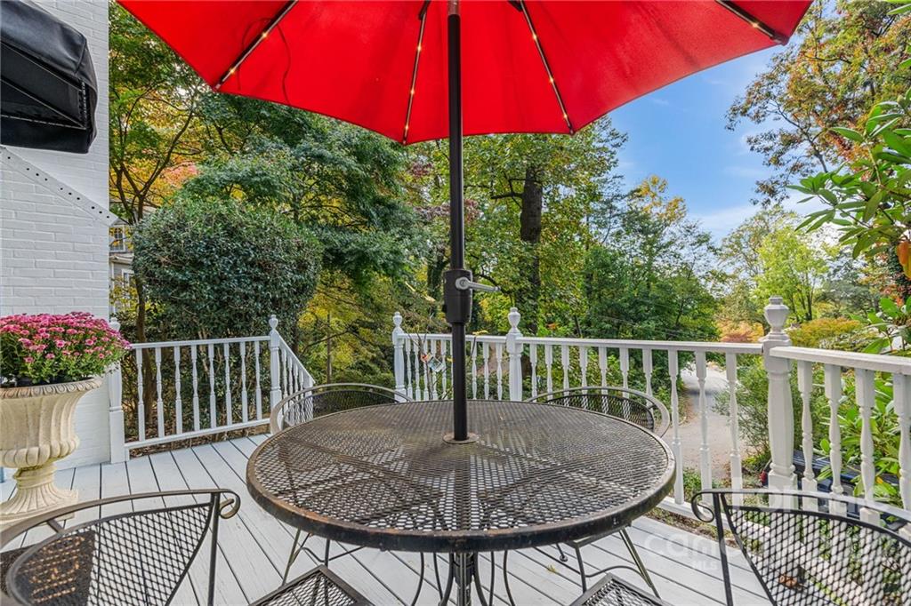 177 Woodland Road Asheville NC 28804